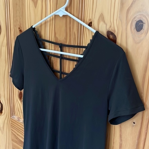 Kismet Open Back Tee - Picture 2 of 7